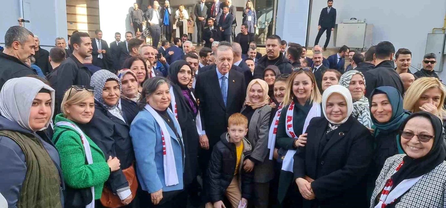 Cumhurbaşkanı Erdoğan, Zonguldak Belediyesi\'ni ziyaret etti