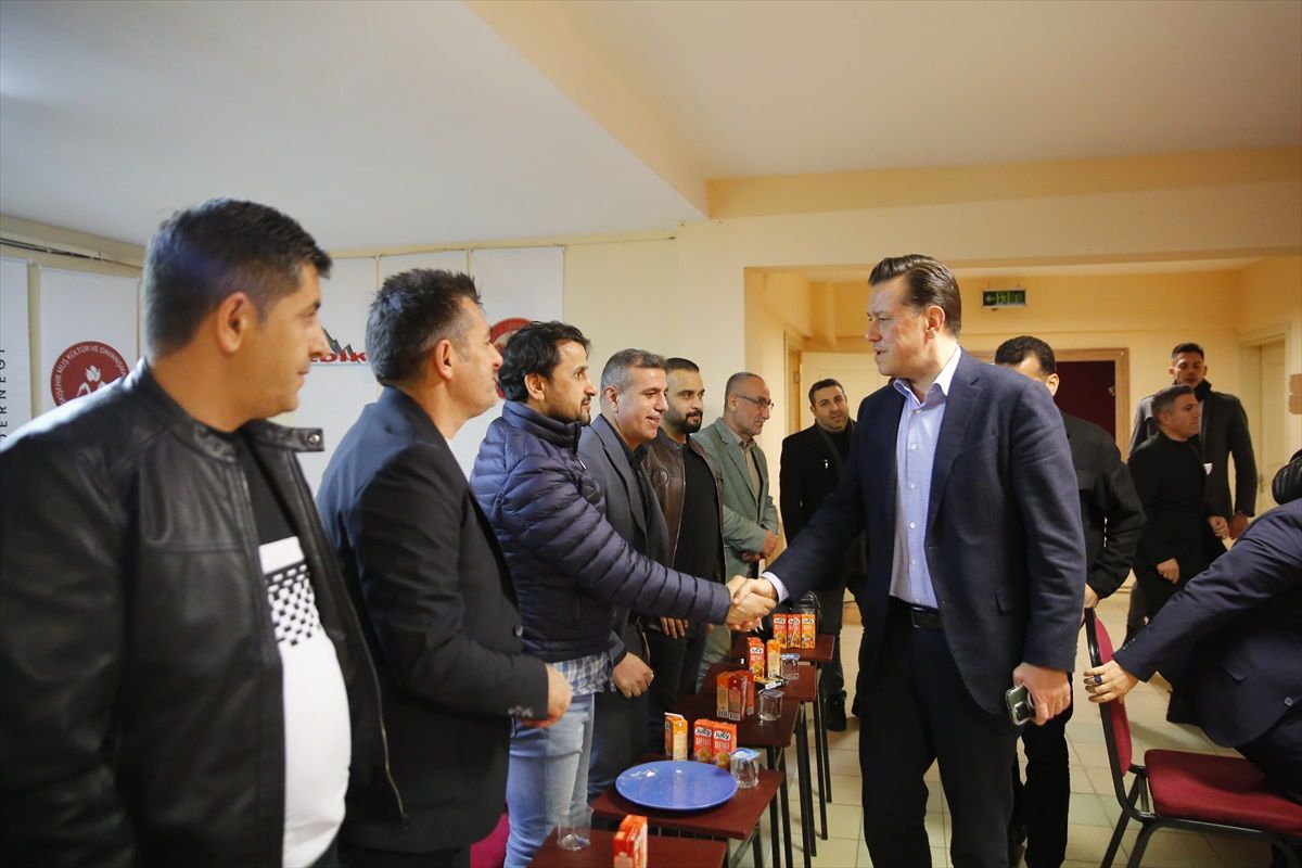 Nebi Hatipoğlu, Eskişehir Dost Dernekler Platformu\'na ziyarette bulundu