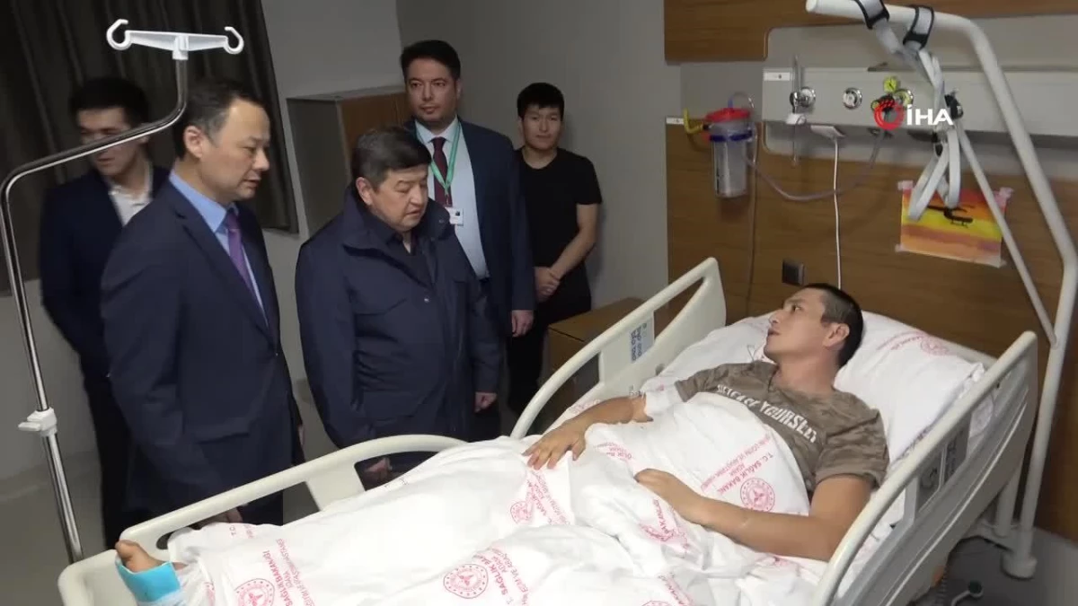 Kırgızistan Bakanlar Kurulu Başkanı Caparov\'dan Türkiye hastanelerine övgü