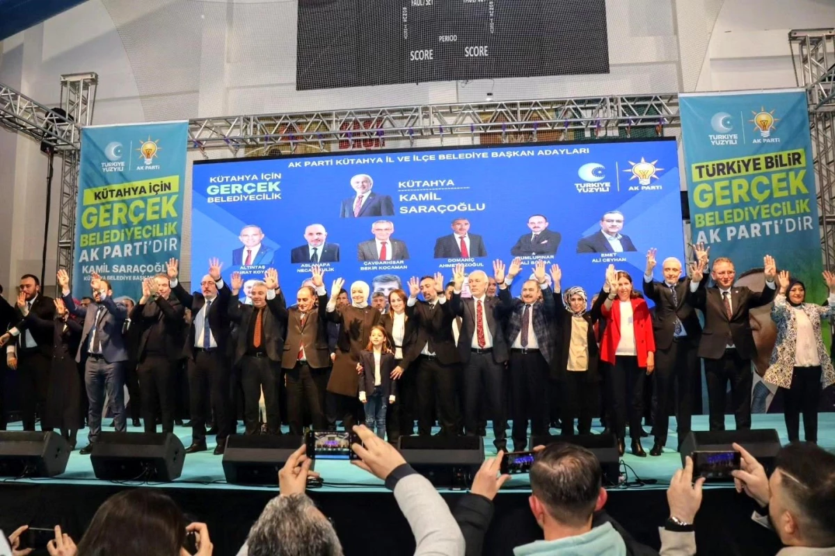Kütahya\'da AK Parti\'nin İlçe ve Belde Belediye Başkan Adayları Tanıtıldı