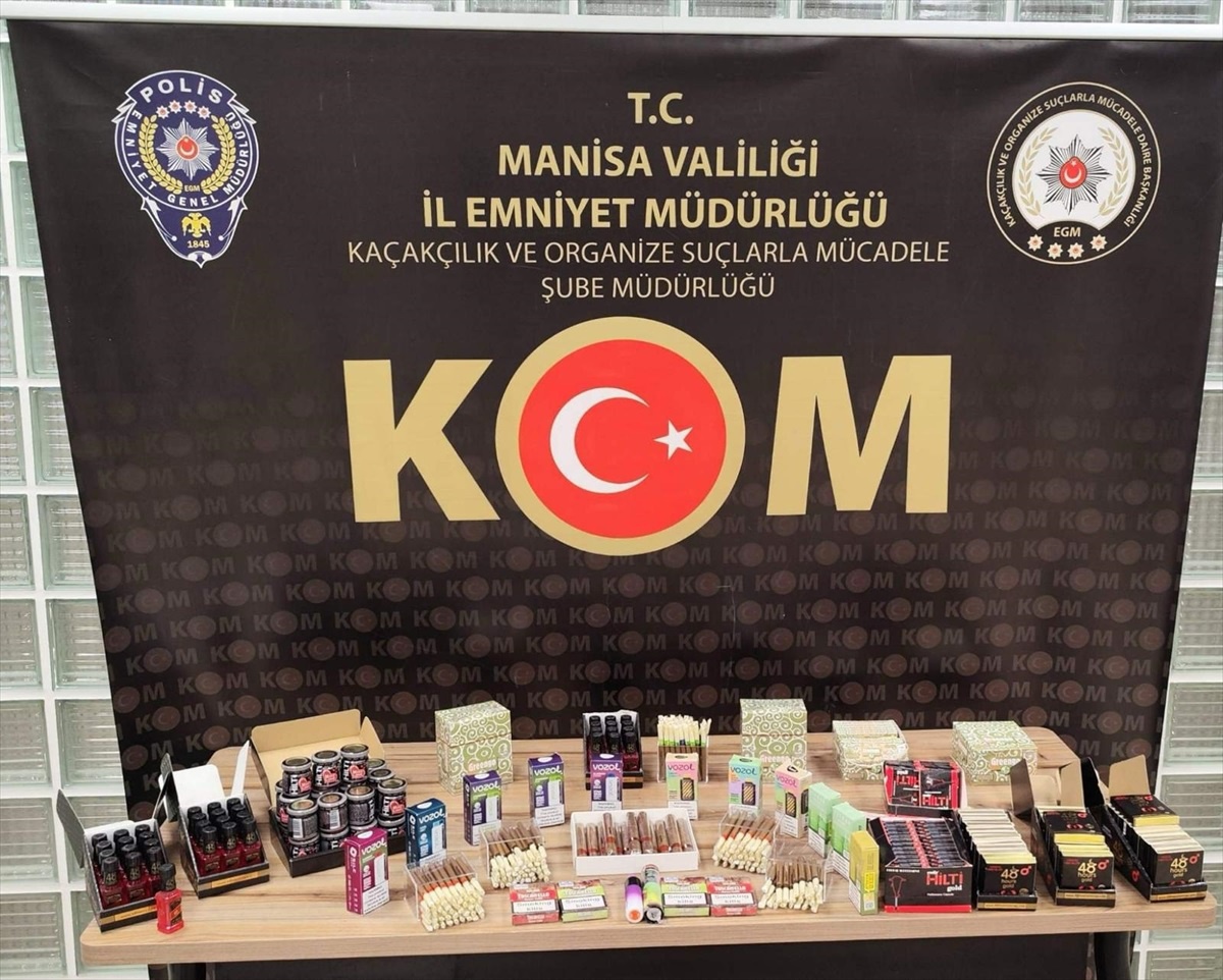 Manisa\'da gümrük kaçağı malzemeler ele geçirildi, şüpheli gözaltına alındı