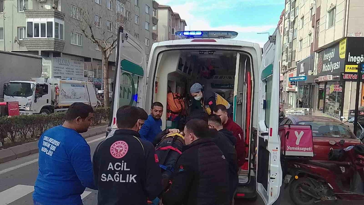 Tekirdağ\'da yaya geçidinde motosiklet çarpışması: 1 yaralı