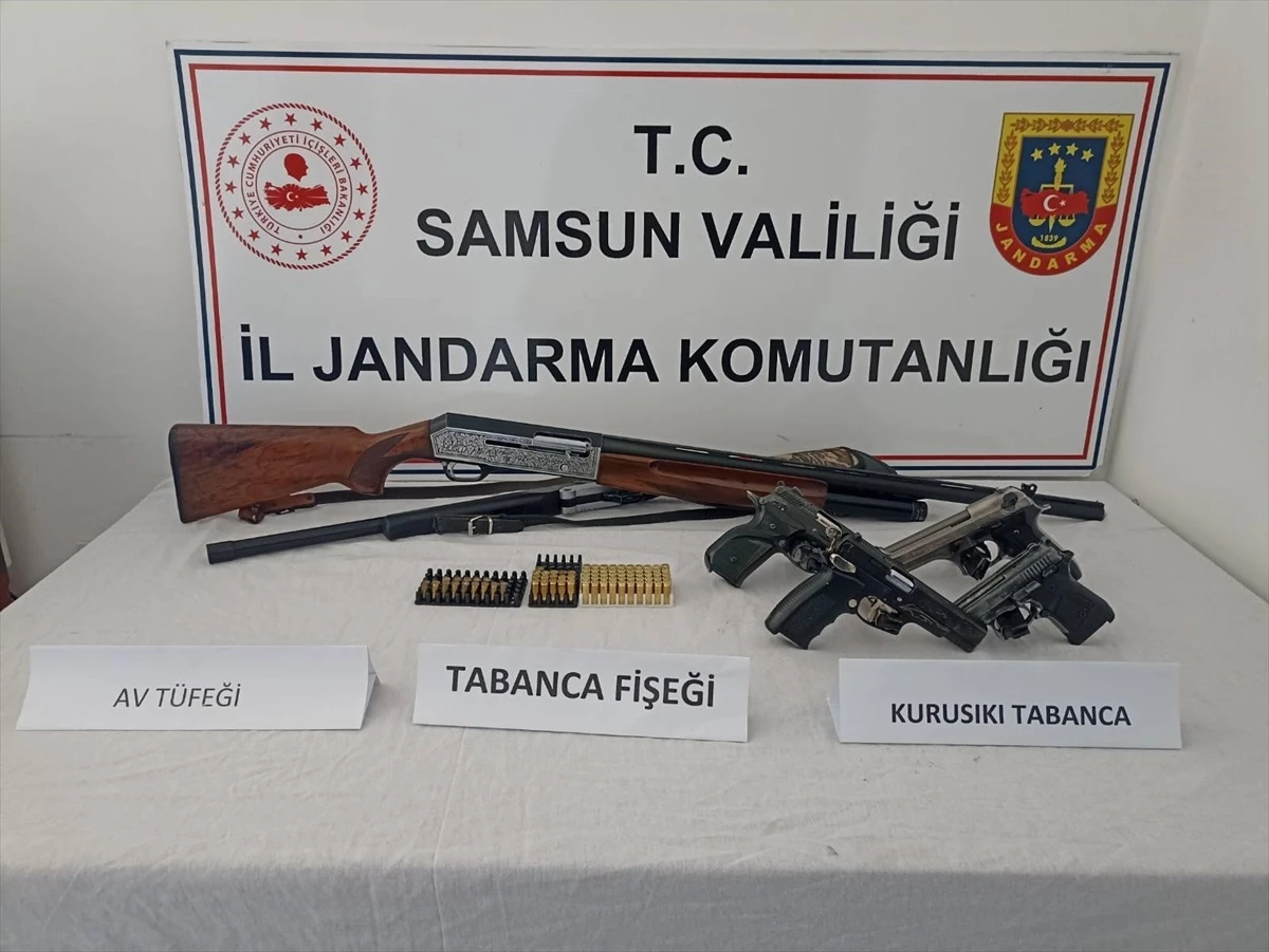 Samsun\'da silah kaçakçılığı operasyonunda 2 şüpheli yakalandı