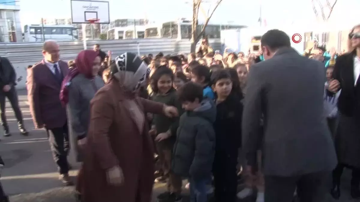 Sınıf başkanının seçim vaadini Belediye Başkanı gerçekleştirdi