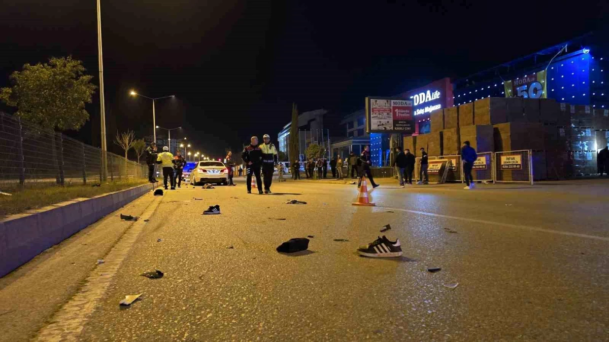 Tokat\'ta motosiklet ile otomobil çarpıştı: 2 kişi ağır yaralandı