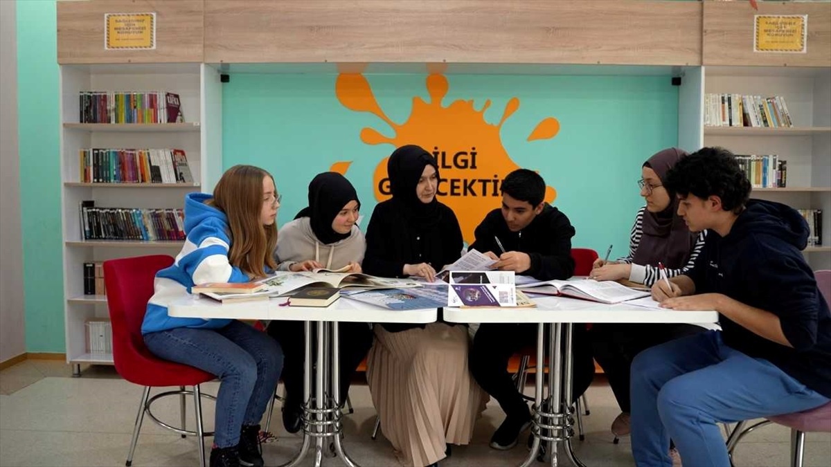 Karabük Üniversitesi Sosyal Model Tasarım Yarışmalarına Binlerce Başvuru
