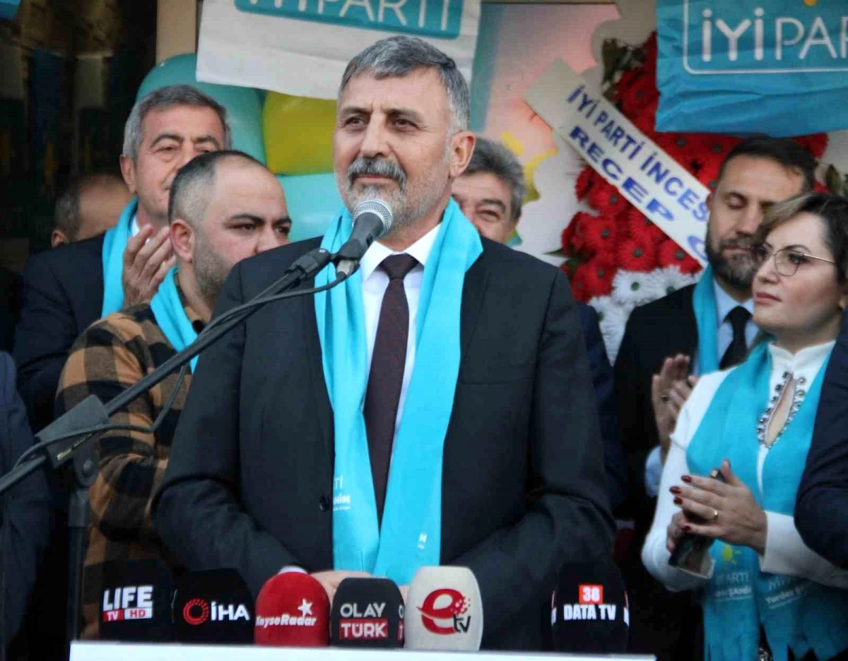 İYİ Parti Kocasinan Belediye Başkan Adayı Yurder Şahin\'in Seçim Bürosu Açıldı