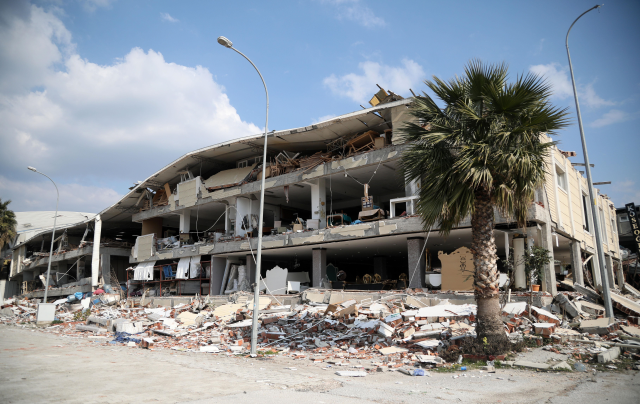 6 Şubat depremlerinin ağır yıkım yaşattığı Hatay'da nüfus 1 yıl içinde 141 bin 403 geriledi