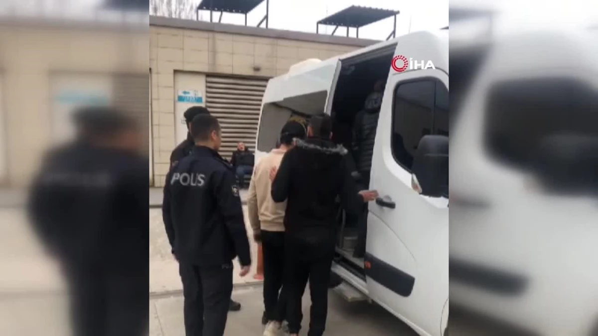 Bursa\'da 12 kaçak göçmen yakalandı