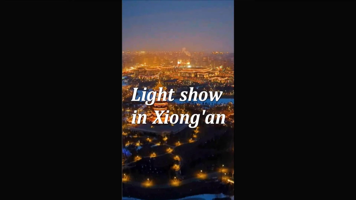 Çin\'de Ejderha Yılı kutlamaları ışık gösterileriyle başladı