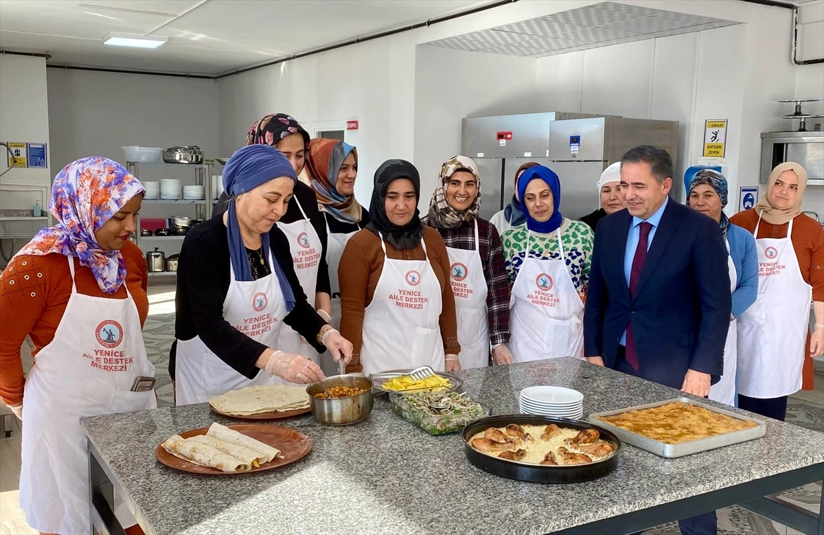 Kırşehir\'de düzenlenen yemek kursunda kadınlara iş kurma imkanı sağlanıyor