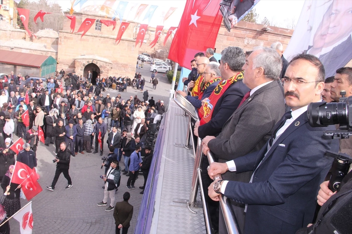 İncesu Belediye Başkanı Mustafa İlmek\'in seçim bürosu açıldı