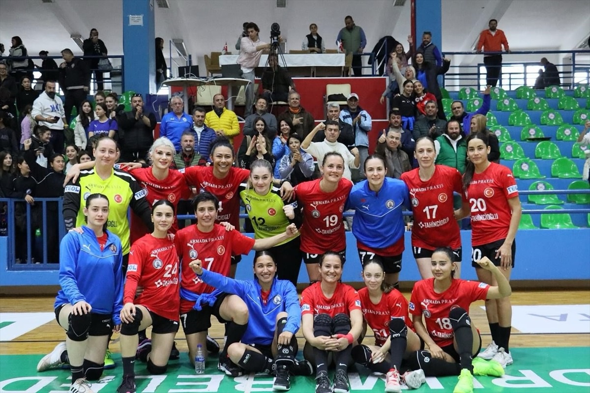 Armada Praxis Yalıkavak, Üsküdar Belediyespor\'u yenerek Dörtlü Final\'e adını yazdırdı