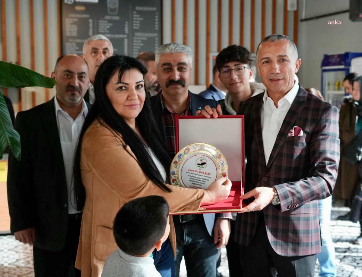 Kartal Belediye Başkanı Gökhan Yüksel, Gümüşhane Dernekleri Toplantısına Katıldı