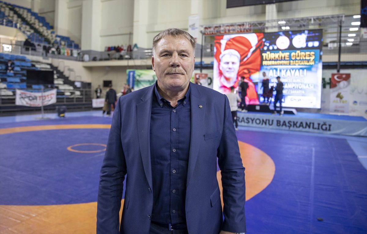 Türkiye Güreş Federasyonu, 2024 Paris Olimpiyatları\'nda madalya beklentilerinin yüksek olduğunu söyledi