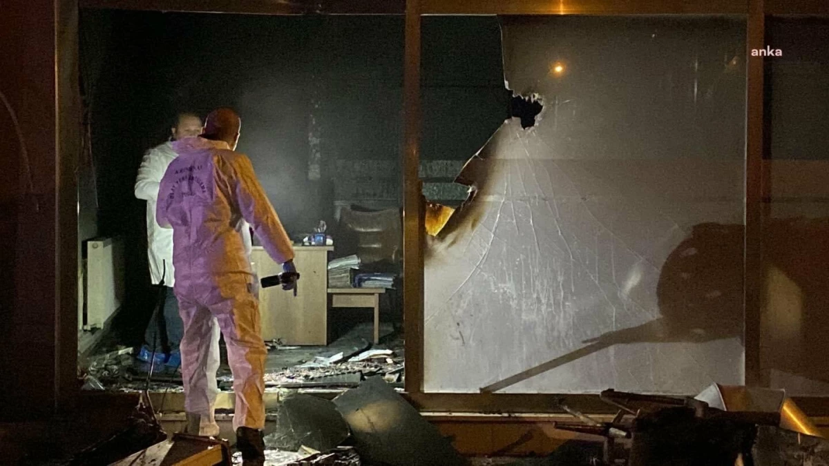 CHP Genel Başkanı Özgür Özel\'den Kırklareli Belediyesi\'ne yapılan saldırıya tepki