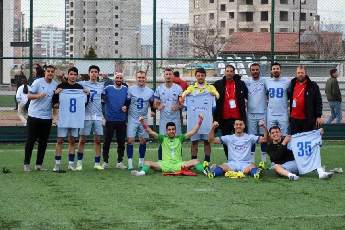 Amaratspor, Kayseri Şeker 1. Amatör Küme A Grubu\'nda şampiyon oldu