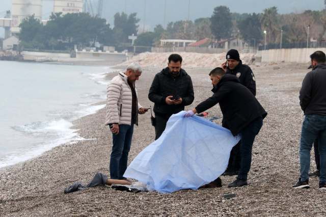 Antalya'da kıyıya vuran cesetlerin sayısı 9'a yükseldi! Bileğindeki 'Atatürk' dövmesi dikkat çekti
