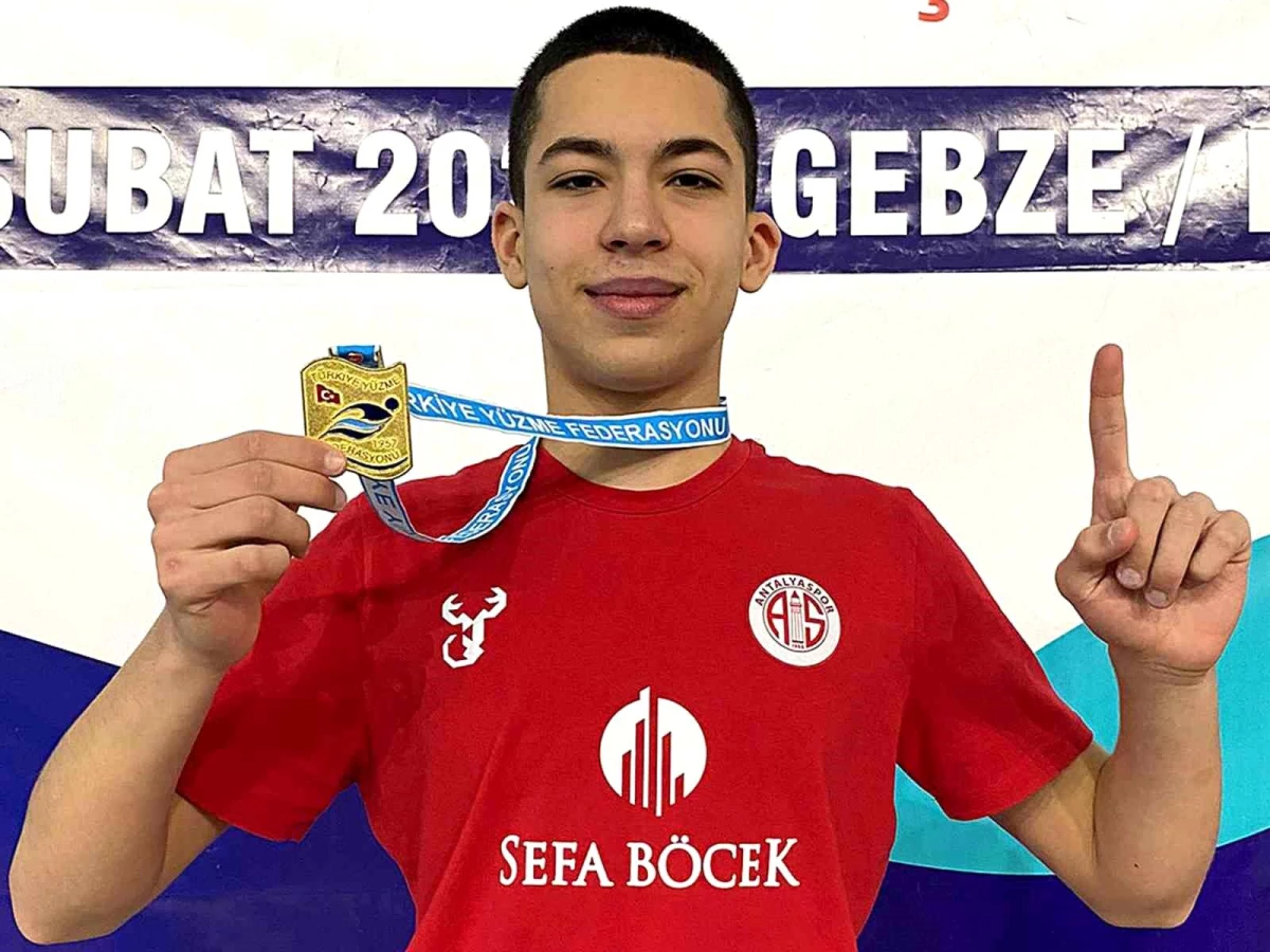Antalyaspor Yüzme Takımı, Türkiye Açık Su Yüzme Kış Şampiyonası\'nda 9 madalya kazandı