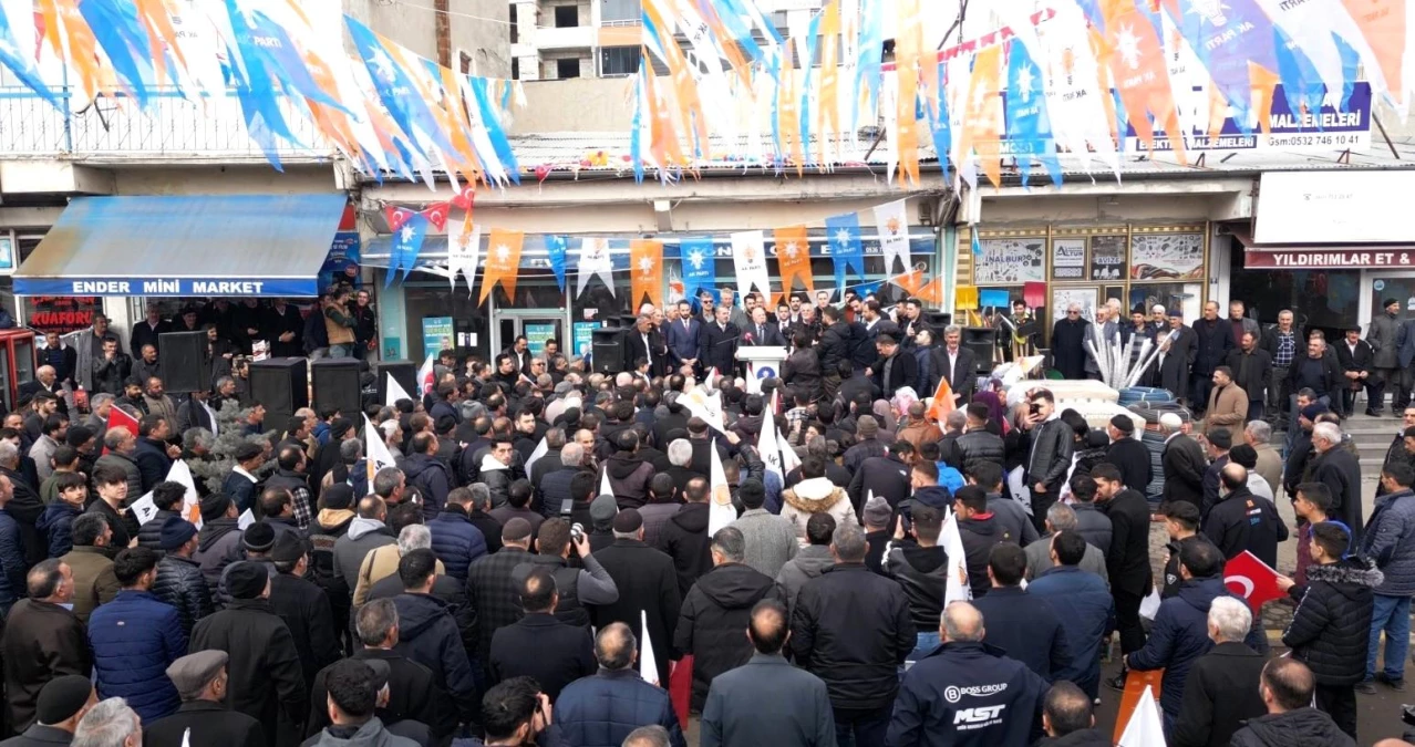 Erzurum Büyükşehir Belediye Başkanı Mehmet Sekmen Horasan\'da Coşkuyla Karşılandı