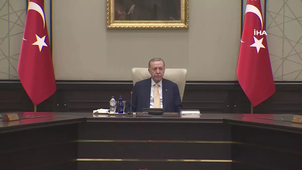 Cumhurbaşkanlığı Kabinesi, Cumhurbaşkanı Erdoğan başkanlığında Beştepe\'de toplandı