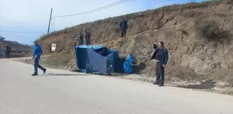 Düzce'de devrilen tarım aracının sürücüsü yaralandı