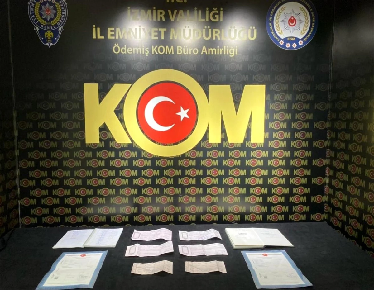 İzmir\'de tefecilik yapan 3 şüpheli yakalandı