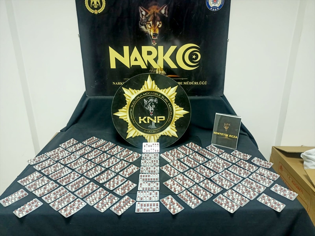 Karabük\'te Uyuşturucu Operasyonunda 2 Zanlı Yakalandı