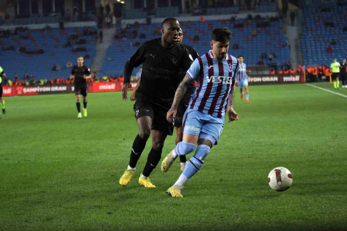 Trabzonspor, Hatayspor\'u 2-0 Mağlup Etti