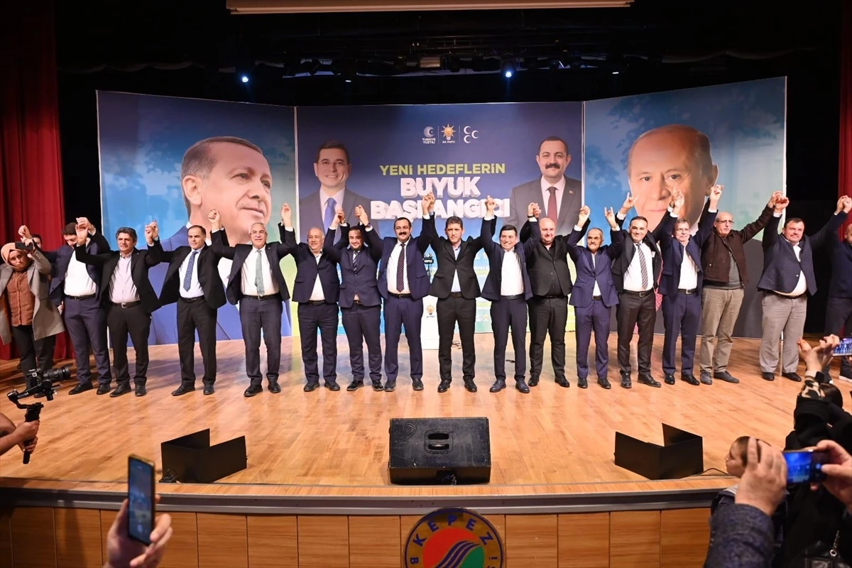 Cumhur İttifakı\'nın Antalya Büyükşehir Belediye Başkan Adayı Hakan Tütüncü, Kepez\'te destek istedi