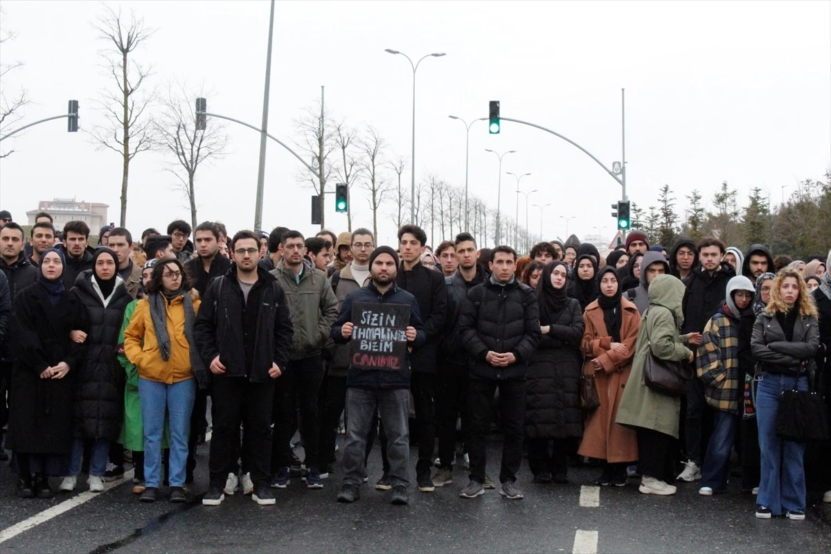 Başakşehir\'de otomobilin çarptığı üniversite öğrencisi hayatını kaybetti