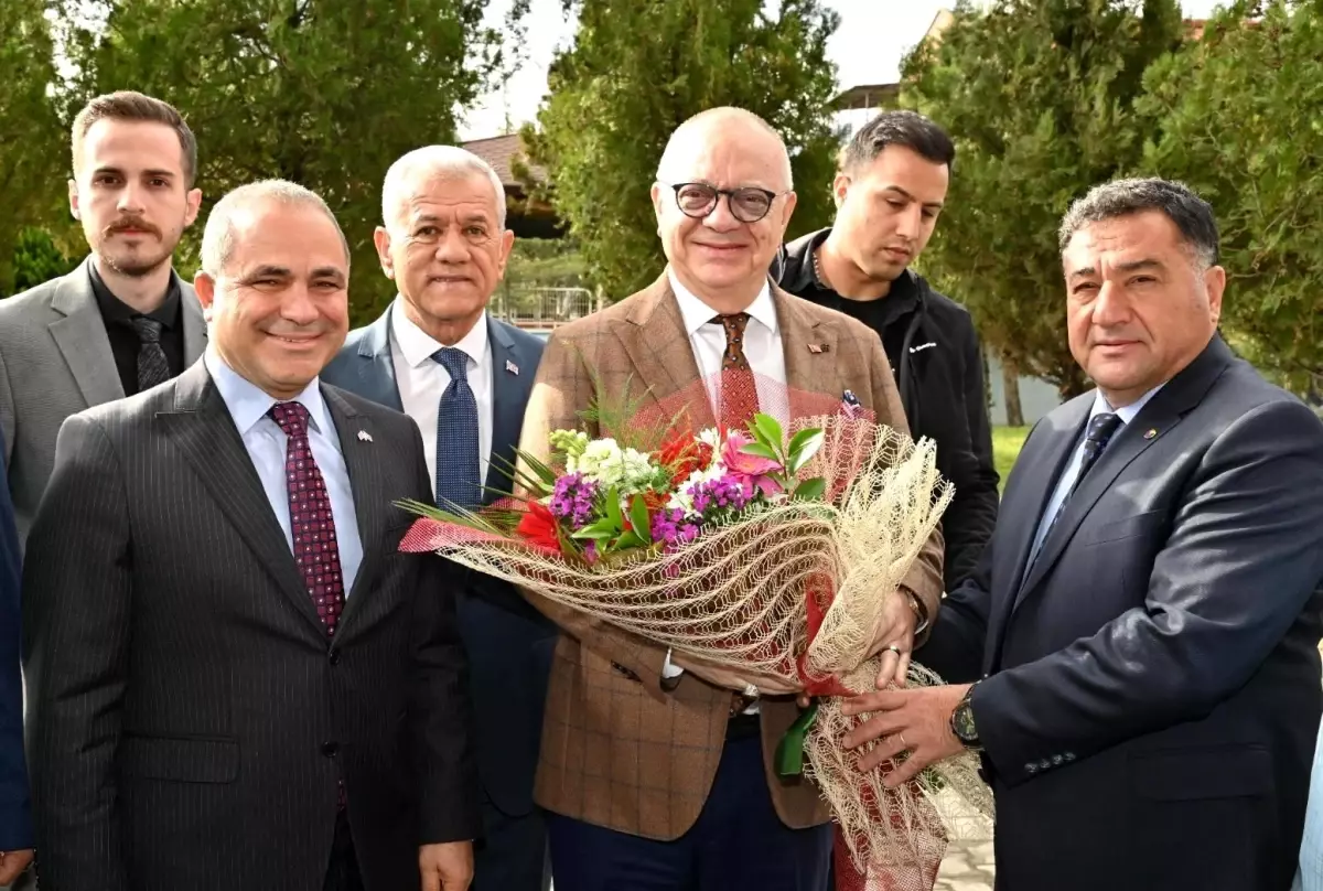 Manisa Büyükşehir Belediye Başkanı Cengiz Ergün: Yapıcı eleştirilere açığız