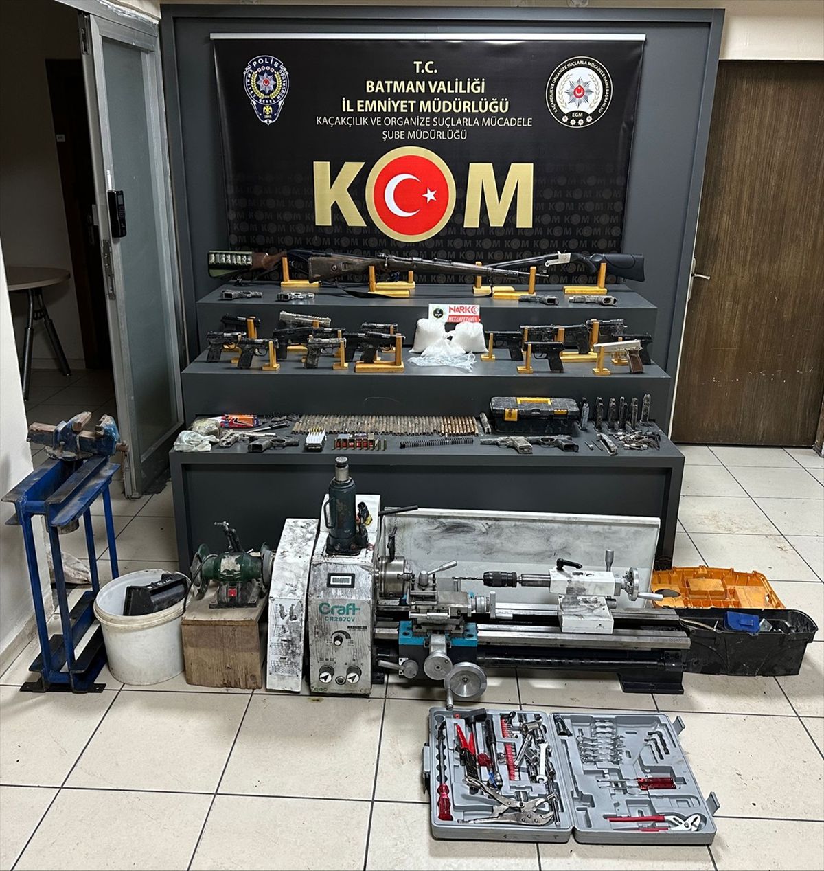 Batman\'da Silah Kaçakçılığı Operasyonunda 2 Şüpheliden 1\'i Tutuklandı