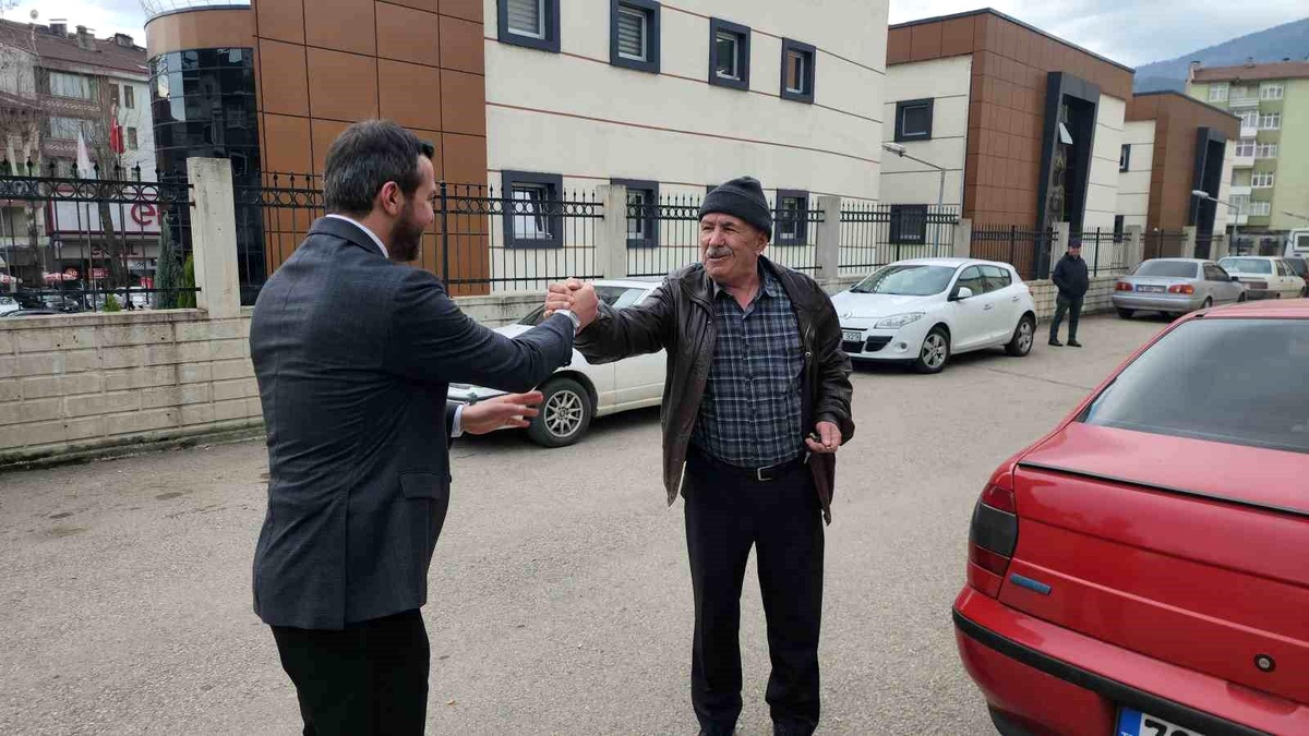 AK Parti Karabük Belediye Başkan Adayı Özkan Çetinkaya, Saha ve Gönül Belediyeciliği İstendiğini Belirtti