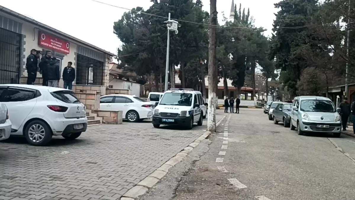 Gaziantep\'te Arazi Anlaşmazlığı Tartışması Kanlı Bitti
