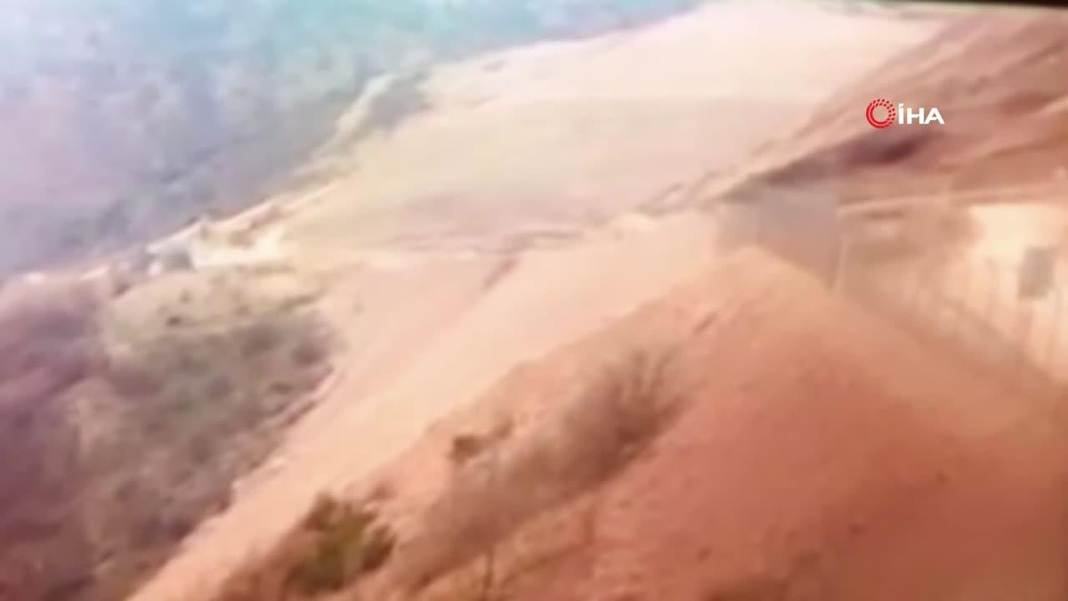 Erzincan\'da maden sahasında toprak kayması: En az 9 kişi toprak altında