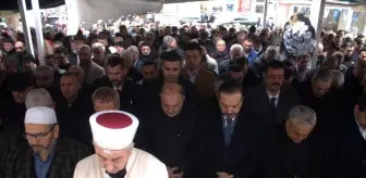 İYİ Parti Genel Başkan Yardımcısı Hakan Şeref Olgun'un babasının cenazesi toprağa verildi