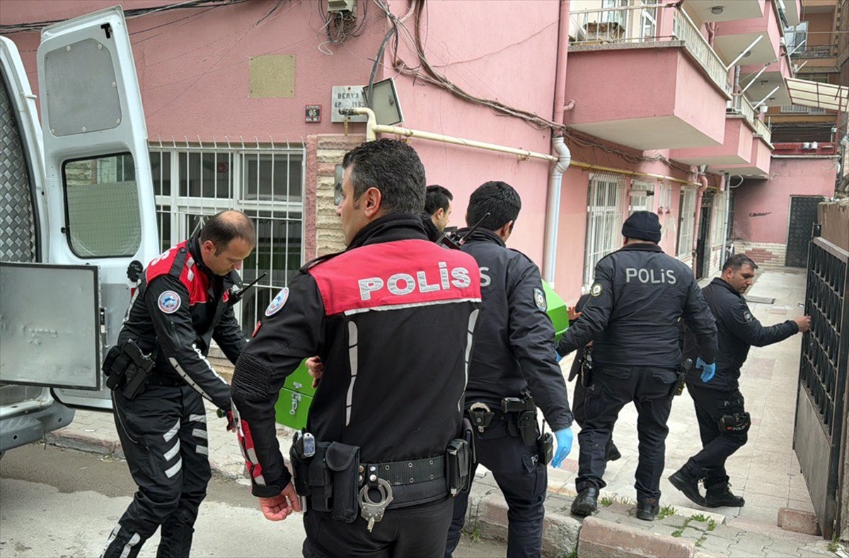 Kırıkkale\'de çıkan bıçaklı kavgada 1 kişi hayatını kaybetti