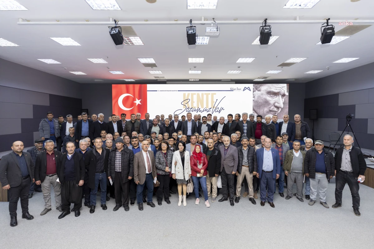 Mersin Büyükşehir Belediye Başkanı Vahap Seçer, Tarımsal Üretim Kooperatifleri ve Birlikleri Temsilcileriyle Buluştu