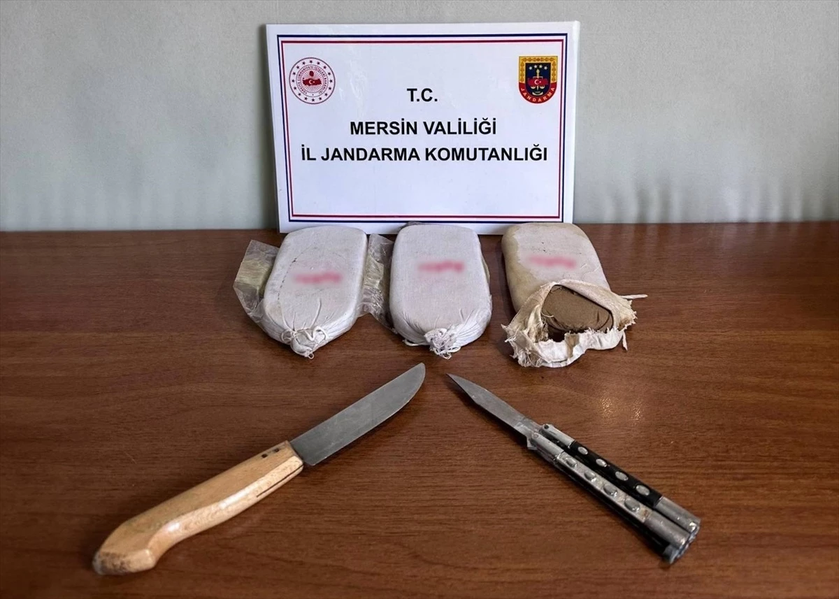 Mersin\'de Uyuşturucu Operasyonunda 4 Şüpheli Gözaltına Alındı