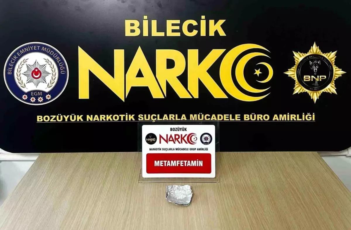 Bilecik\'te Otobüs Terminalinde Metamfetamin Ele Geçirildi