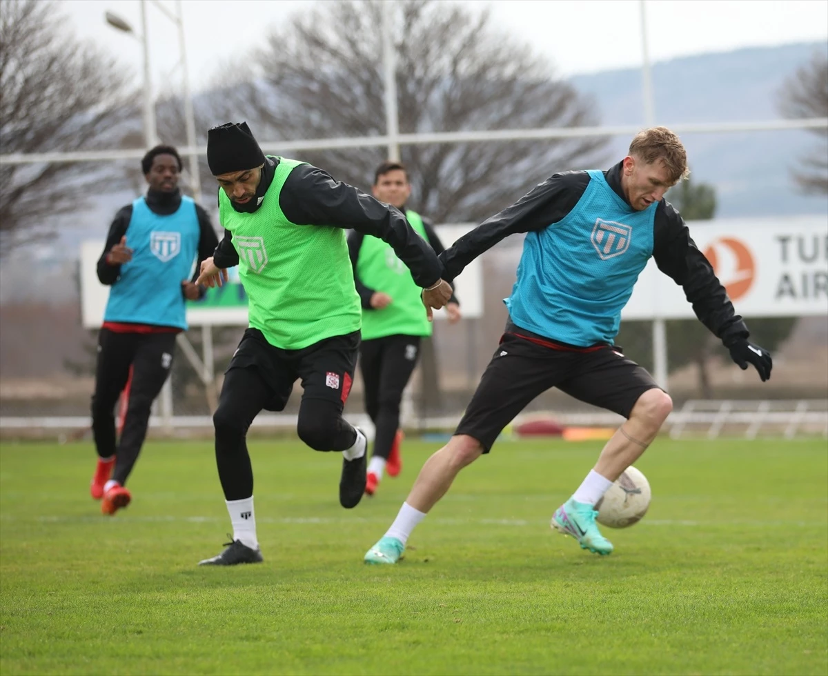 EMS Yapı Sivasspor, Atakaş Hatayspor maçı için hazırlıklara başladı