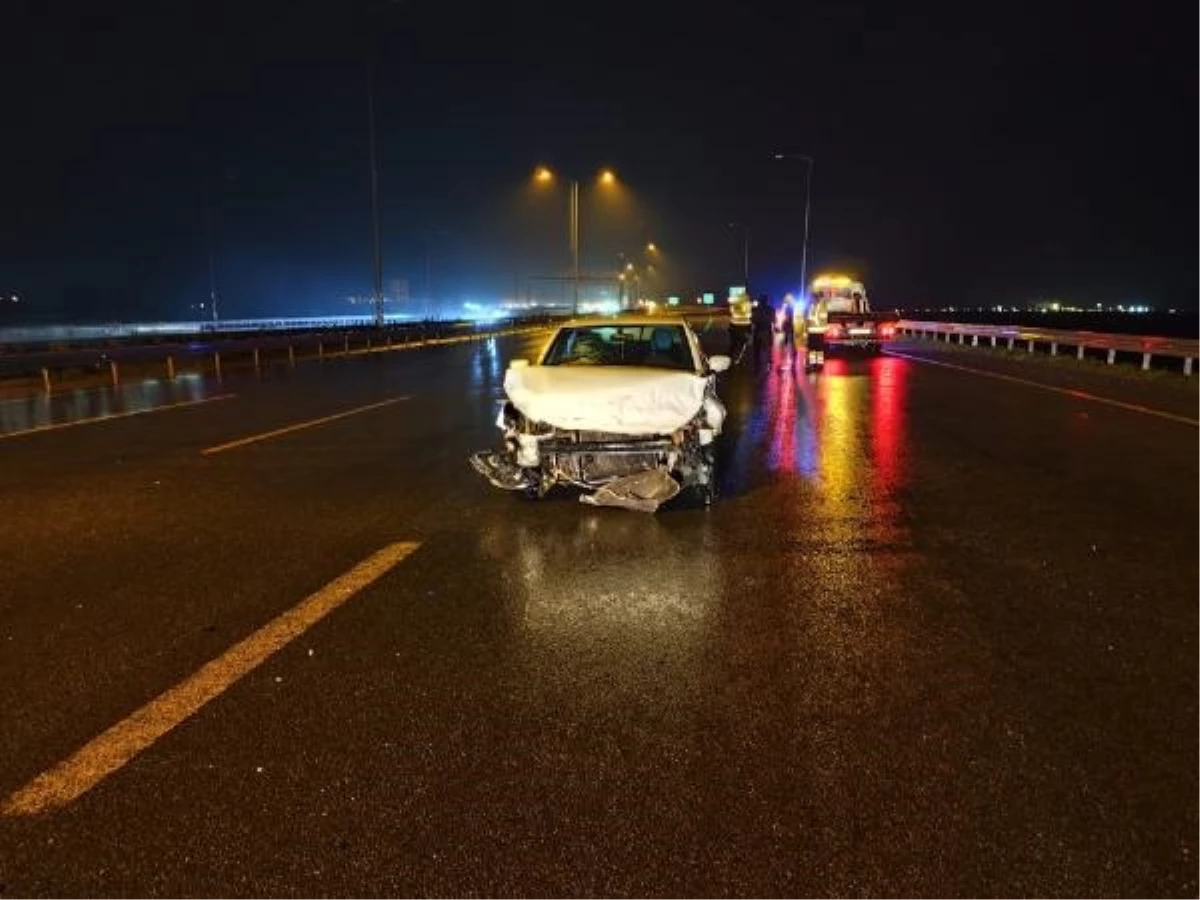 Karacabey\'de Otomobil Kazasında 3 Kişi Hayatını Kaybetti