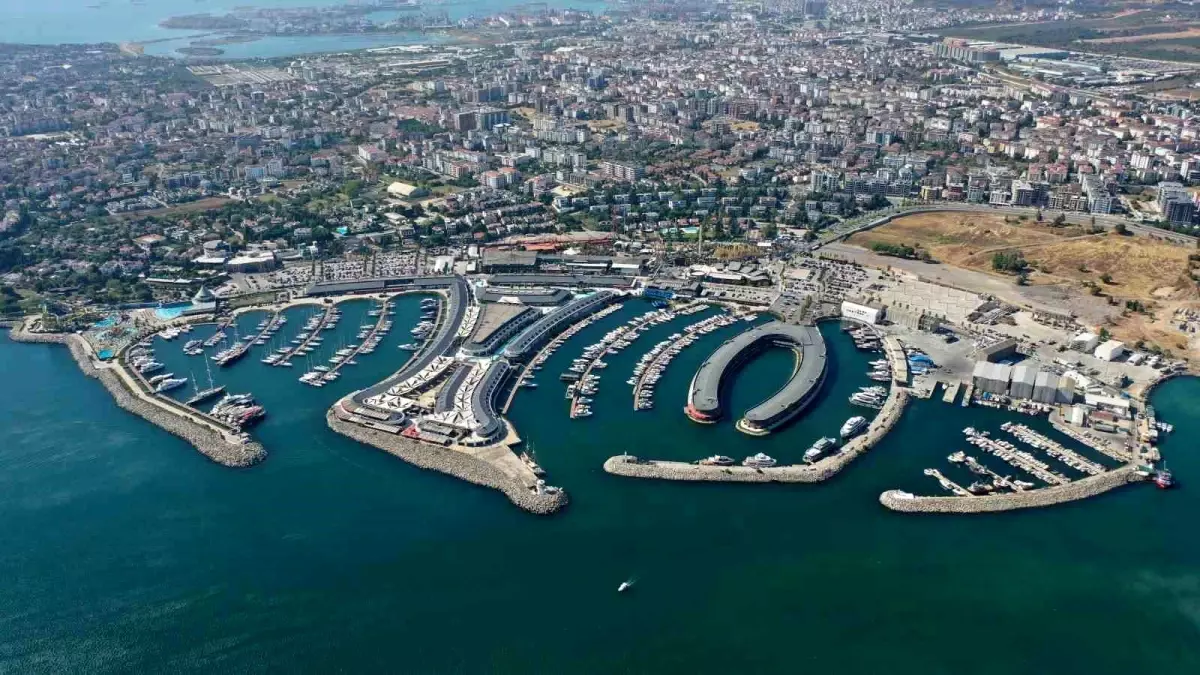 İstanbul\'un Nüfusu Azalırken Tuzla\'nın Nüfusu Arttı
