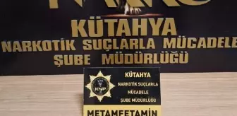 Kütahya'da Otobüste Uyuşturucu Operasyonu: Kadın Yolcunun Üzerinde 97,84 Gram Metamfetamin Bulundu
