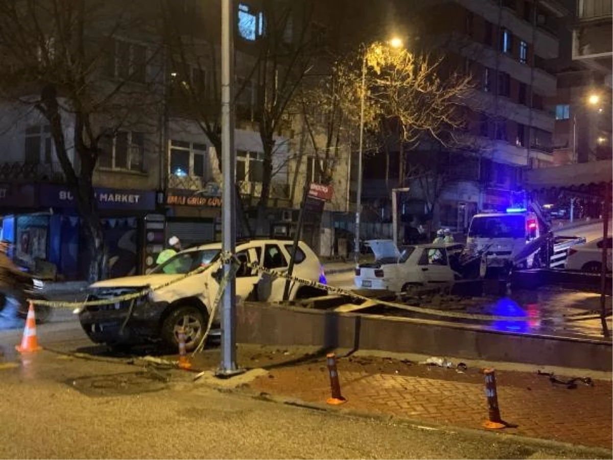 Ankara\'da Ters Yönde Giden Otomobille Çarpışma: 1 Ölü, 2 Yaralı