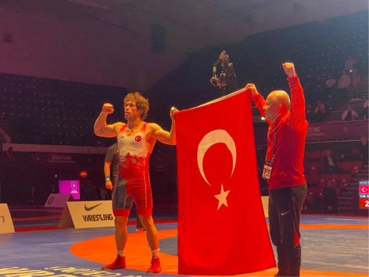 Selçuk Can ve Alperen Berber, Avrupa Güreş Şampiyonası\'nda altın madalya kazandı