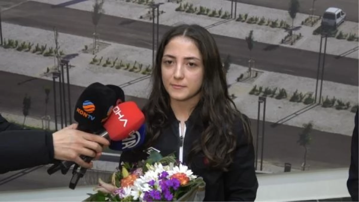 Avrupa Halter Şampiyonası\'nda Türk Sporcuların Başarısı