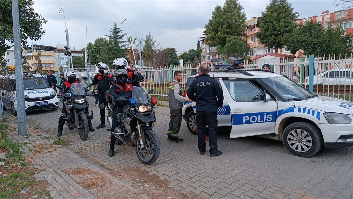 Aydın\'ın Nazilli ilçesinde komşu kavgası: İki kişi yaralandı