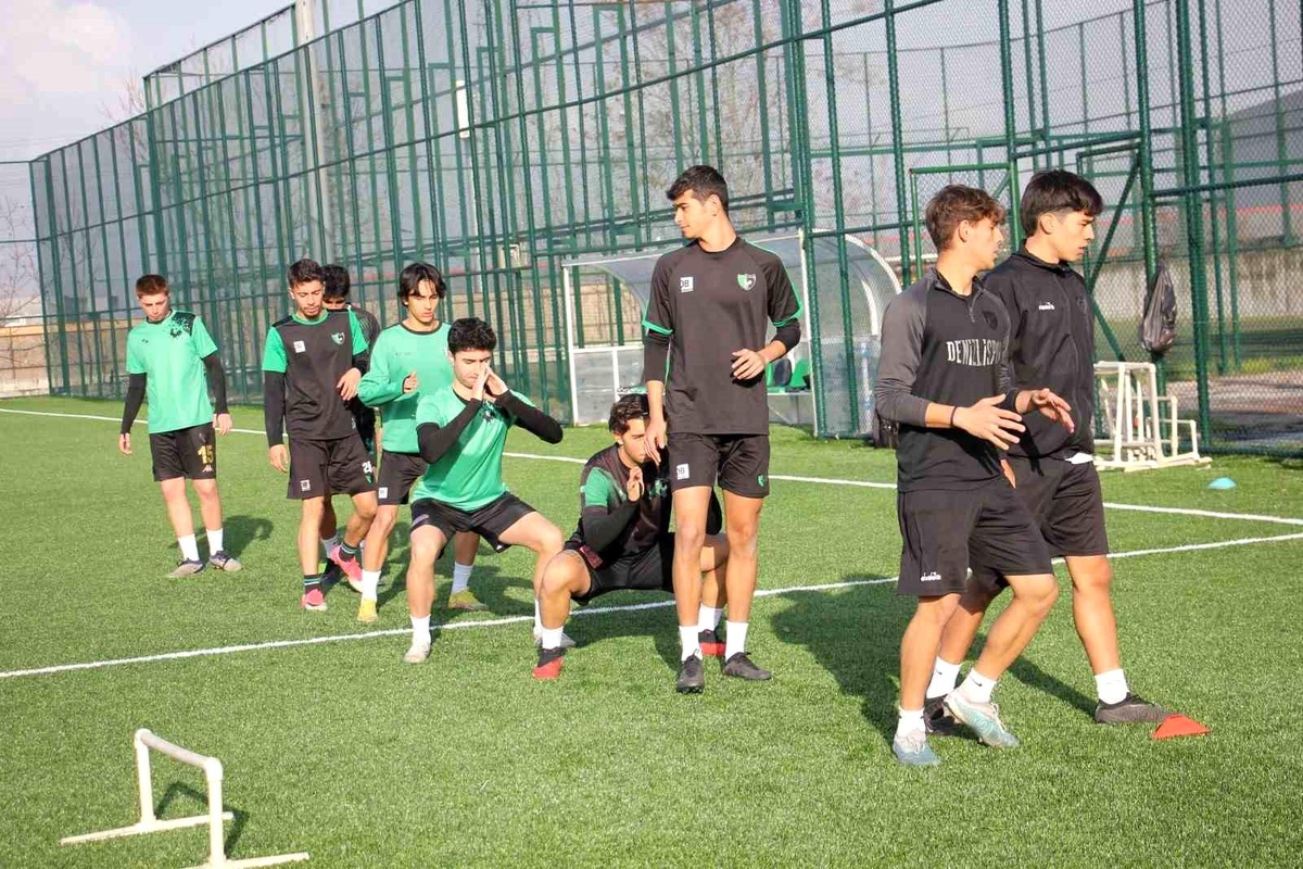 Denizlispor, Göztepe maçına 3 puan parolasıyla hazırlanıyor